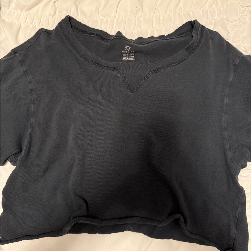 Aerie cropped grey/black tee